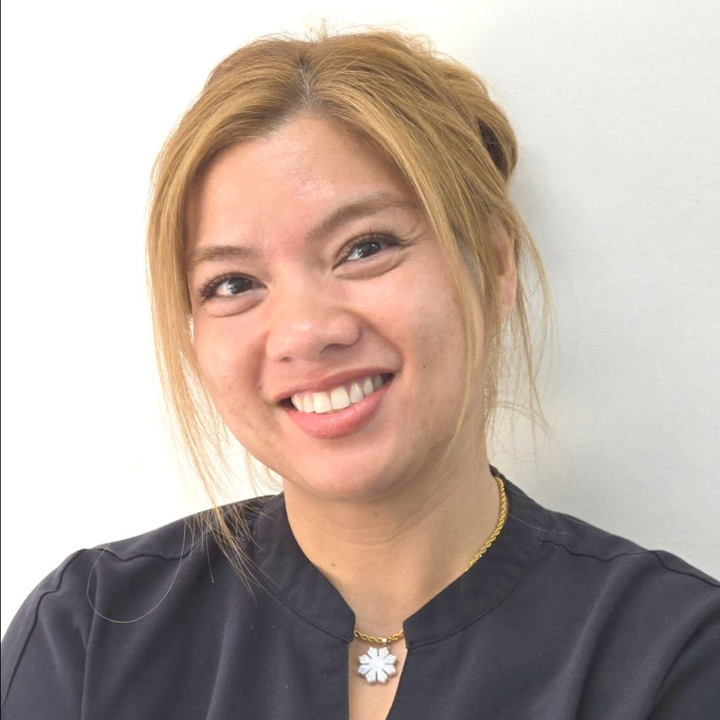 Julie Cervantes, CMT